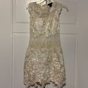 Medium Elegant Cream Lace Dress